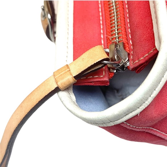 🌸Coach🌸 tote bag shopper zip closure - Picture 4 of 11